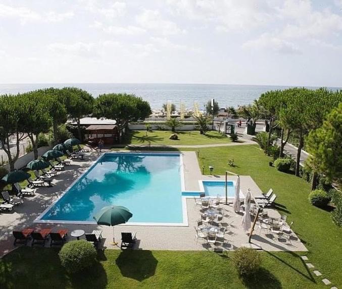 Capo Circeo Beach Resort Spa Fronte Mare San Felice Circeo Exterior photo